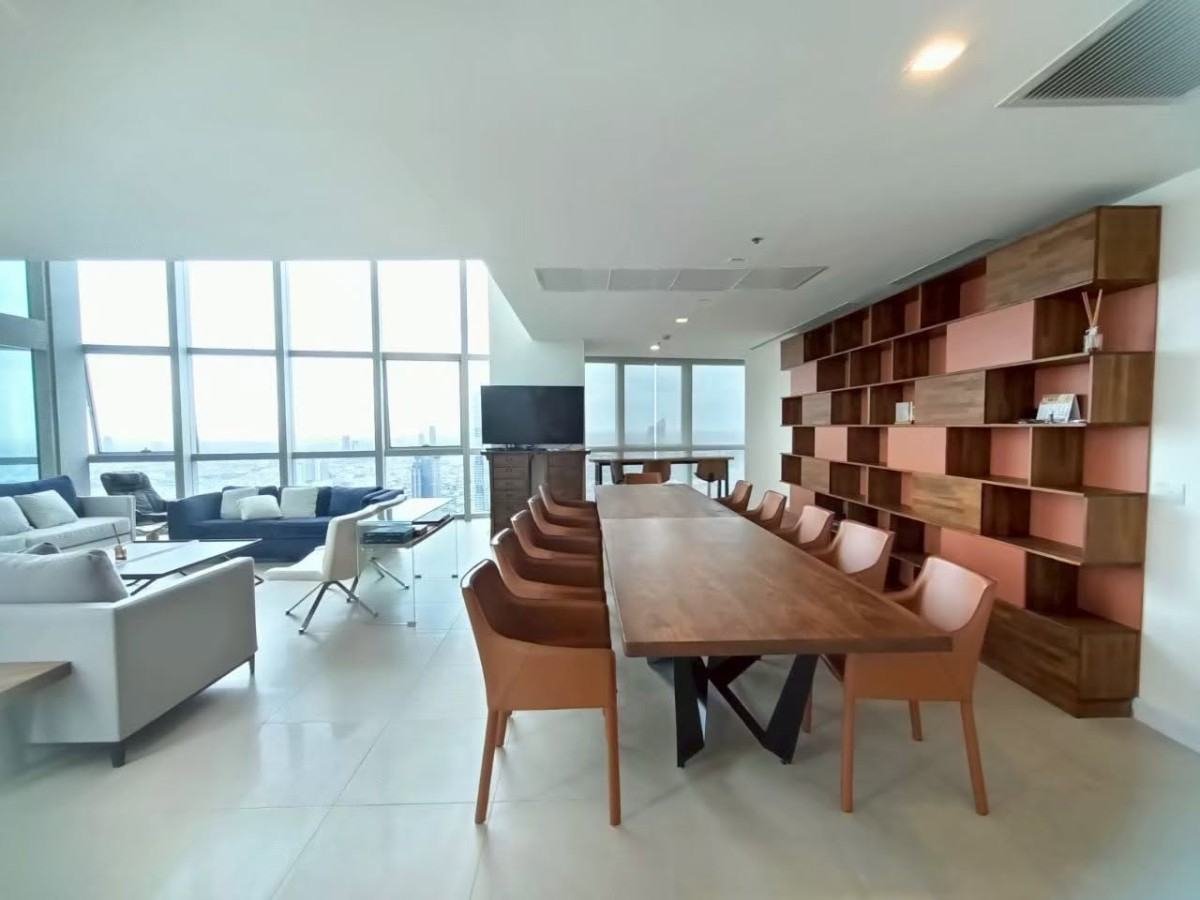 RS260915 The River Luxury Duplex Penthouse - 67th–68th floor Chao Phraya River Views