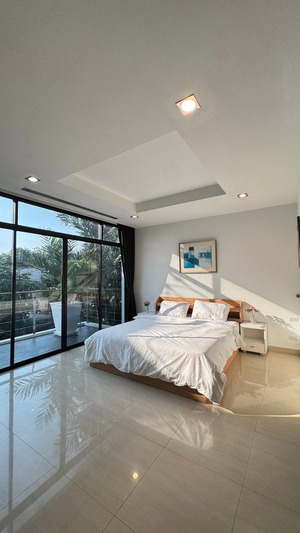SSC260919 Luxury 8-Bedroom Modern Contemporary Estate in Khao Talo, Pattaya