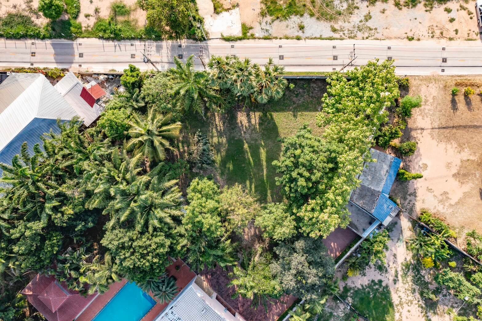 SST260903 Prime Land - 300 Sq.w. Developer Plot in Soi Phon Prapha Nimit 15