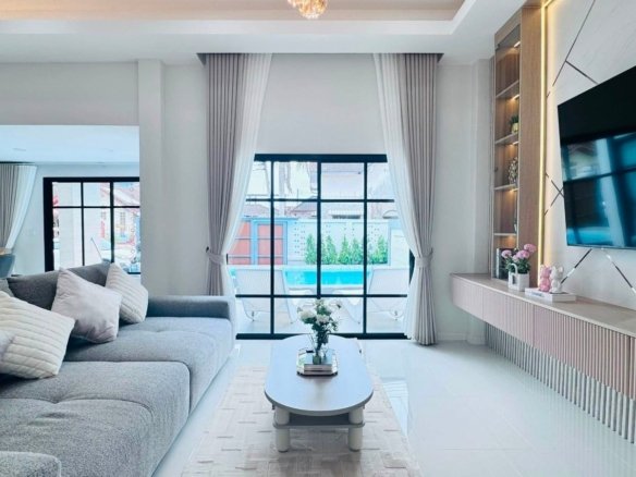 SST260915 Areeya Villa Newly Renovated Pool Villa - Soi Siam Country Club