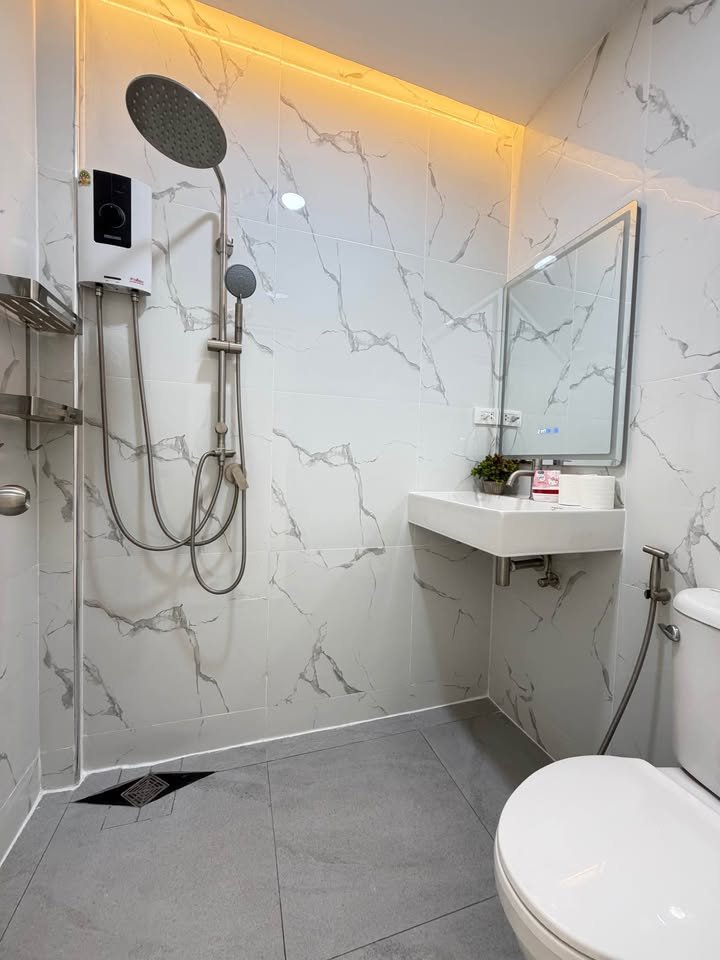 SST260931 Luxury Fully Renovated Townhouse Nern Plab Wan - Mab Yai Lia 1810