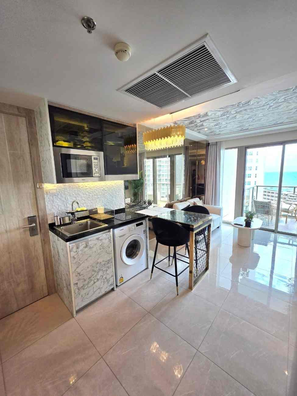 SST260934 Riviera Monaco Condo Na Jomtien - 14th floor Corner unit
