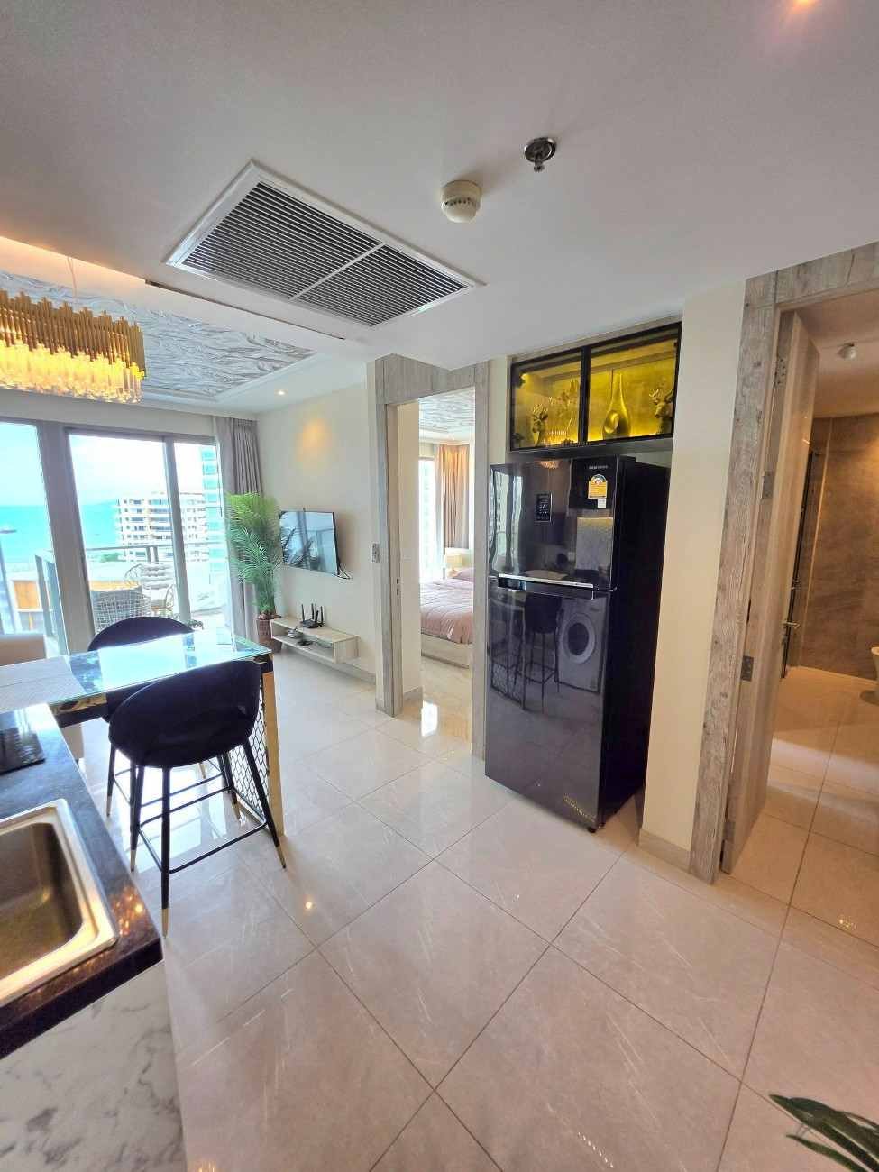 SST260934 Riviera Monaco Condo Na Jomtien - 14th floor Corner unit