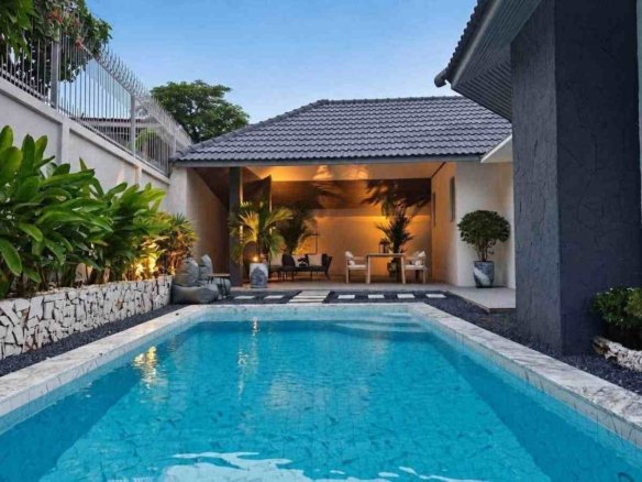 SSF261004 Srisuk Village Soi Nongkrabox 9 - Modern Corner Pool Villa